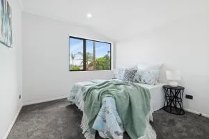 Holiday Home or Short term Rental in Papatoetoe - 曼努考市