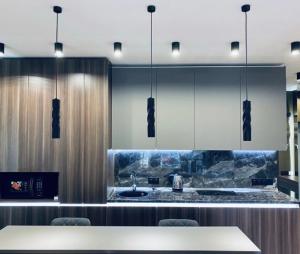 1 комнатная LUX , в новом доме рядом с Мост Сити