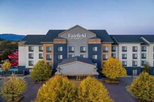 Fairfield Inn & Suites by Marriott Kelowna - Биг-Уайт