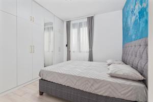 ALISA Sea View Apartment