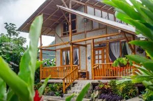 La Casa en el Aire Mindo, 4 Dormitorios - Miraflores