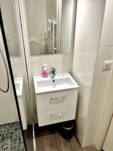Le Pilori 2pers, chambre séparée, Tv et Wifi