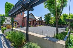 Hanford House Inn - Sutter Creek