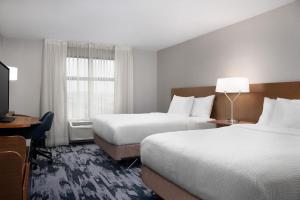Queen Room with Two Queen Beds room in Fairfield Inn & Suites By Marriott Sioux Falls Airport