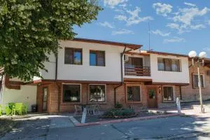 Family Hotel Kipra - Provadiya