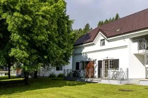 Apartment Tina - Desinić