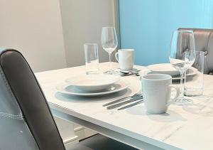 Aquarius at St. George Wharf