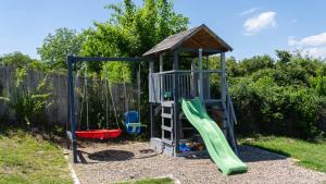 Family House with private pool