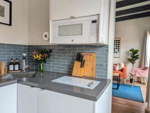 STAY AT THE HERMOSA PIER LUXE Studio - DO NOT REACTIVATE SUN BLOC G