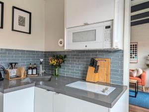 STAY AT THE HERMOSA PIER LUXE Studio - DO NOT REACTIVATE SUN BLOC G