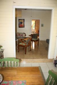 Casa Amarilla San Carlos