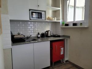 Cálido estudio en Almagro. Zona Hospital Italiano.