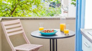 Garden Studio near the Beach with free parking