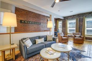 Stylish Dtwn Knoxville Condo with Rooftop Deck!
