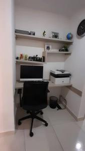 Apto Moderno 3 Habitaciones, SiempreAgua, Central, Aire Acondicionado, Piscina, Parking