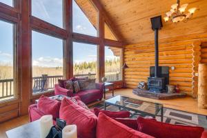 5 Acres of Scenic Beauty! Large Fairplay Log Home