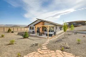 Luxe Living Grand Junction Home with Hot Tub, Views - Palisade