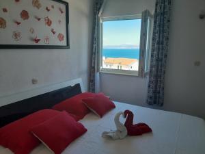 Apartments with parking space Postira, Brac - 2911