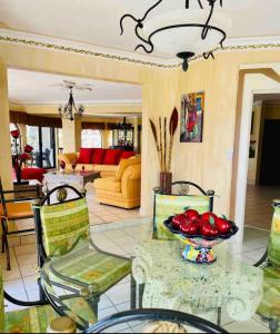 Frente al mar hermoso condominio familiar