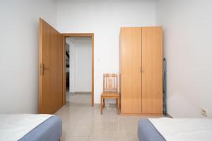 Apartments with parking space Donji Karin, Novigrad - 22350