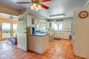 Sunroom + Sauna! Mtn-View Prescott Valley Home