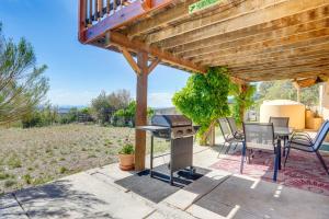 Sunroom + Sauna! Mtn-View Prescott Valley Home