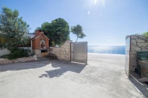 Apartments by the sea Businci, Ciovo - 23112