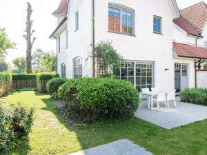 Villa in St-Idesbald near the Sea