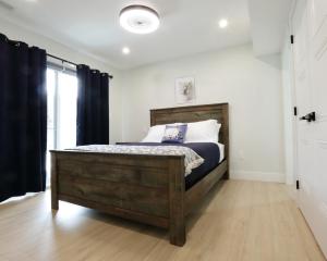 PeachView Deluxe Suites 301