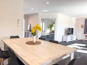 Peaceful 5 bedrooms Retreat - Mamaku