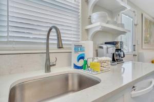 The Mary Ann 3BR Beach House, Private Pool