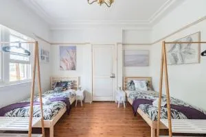 Chic Twin Room - Waterfront - Nearby Stations - Shared Bathroom - Sutherland