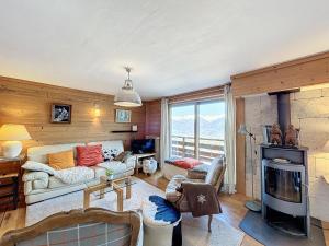 Appartement 4 pièces avec piscine couverte à Combloux - FR-1-560-127