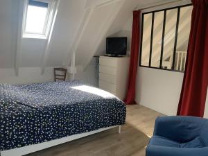 Maisons de vacances Maison Enfants Bienvenue, a 100m Plage, Jardin, WiFi, Parking, Terrasse & Equipements Complets - FR-1-465-113 : photos des chambres
