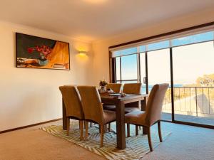 Cheerful 3 bedrooms home with Sea View
