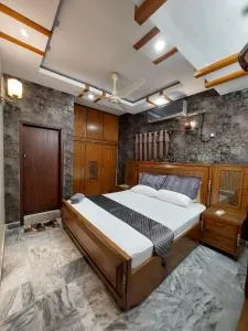 Travellers Home 2BR PORTION Gulshan Iqbal blk#7 - Goth Siddique