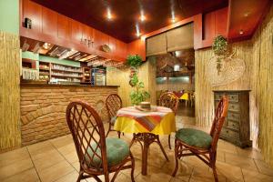 Hotel Henrietta