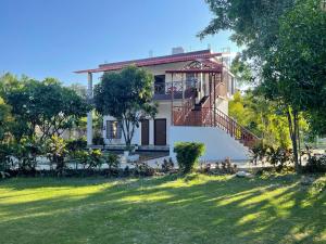 Karans Corbett Motel