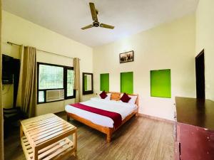 Karans Corbett Motel