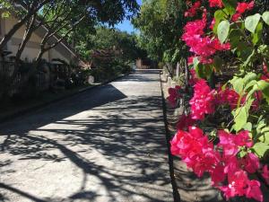 The poolhouse at McKirdys mango farm