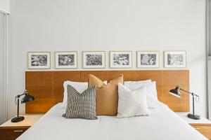 1101 Harbour Lights with Ocean Views