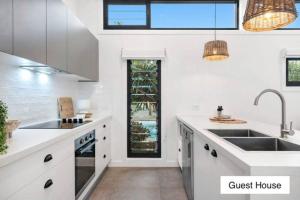 Private Coastal Oasis - Long Jetty