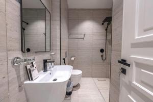 Mabaat-Executive 3BR-Al Malqa - 547