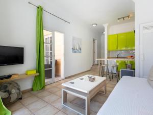 501 Yucca Park Second Line To Beach