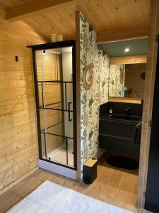 Lodges Magnifique Chalet avec jacuzzi 2P Mougins : photos des chambres