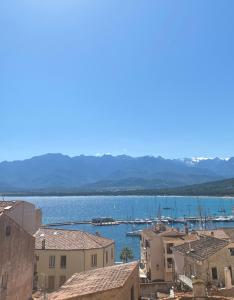 Hotels Grand Hotel De Calvi : photos des chambres