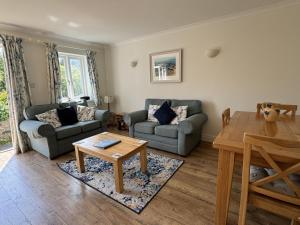 Primrose Cottage - South facing cottage in the heart of Dittisham