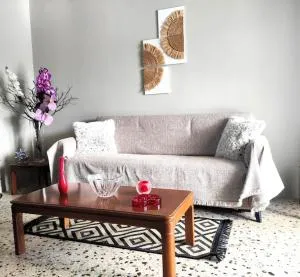 BK's Cozy Apartments - 新基奥斯