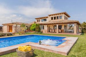 Villa Cal Moliner by Sealand Villas