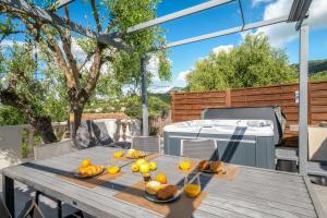 Villas Villa vue mer, terrasse et spa : photos des chambres